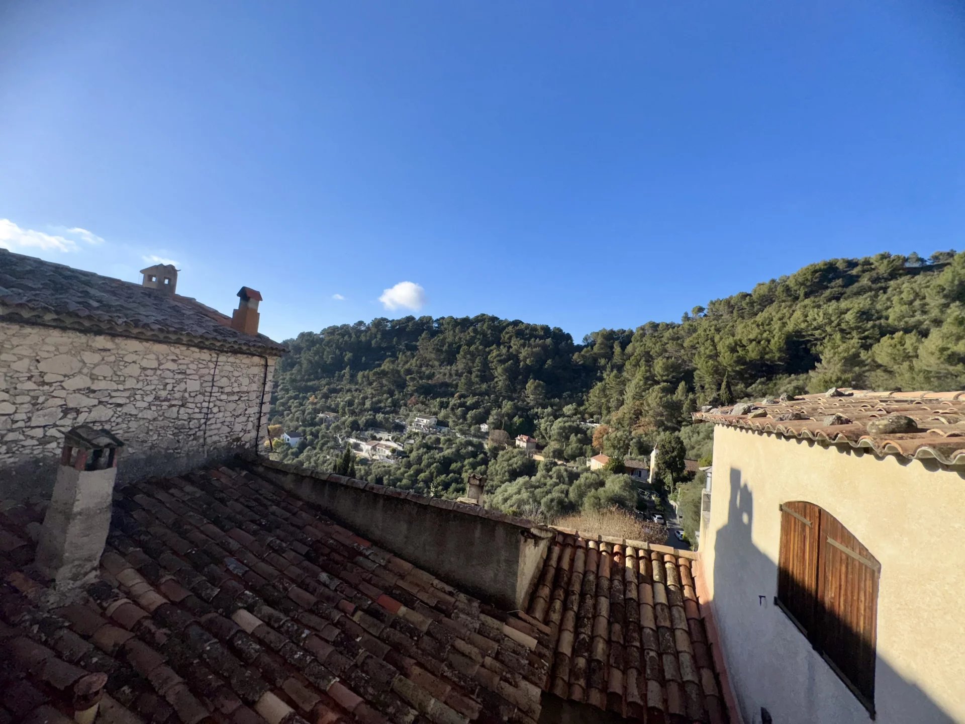 MAISON DE VILLAGE EN PIERRE - PEILLON