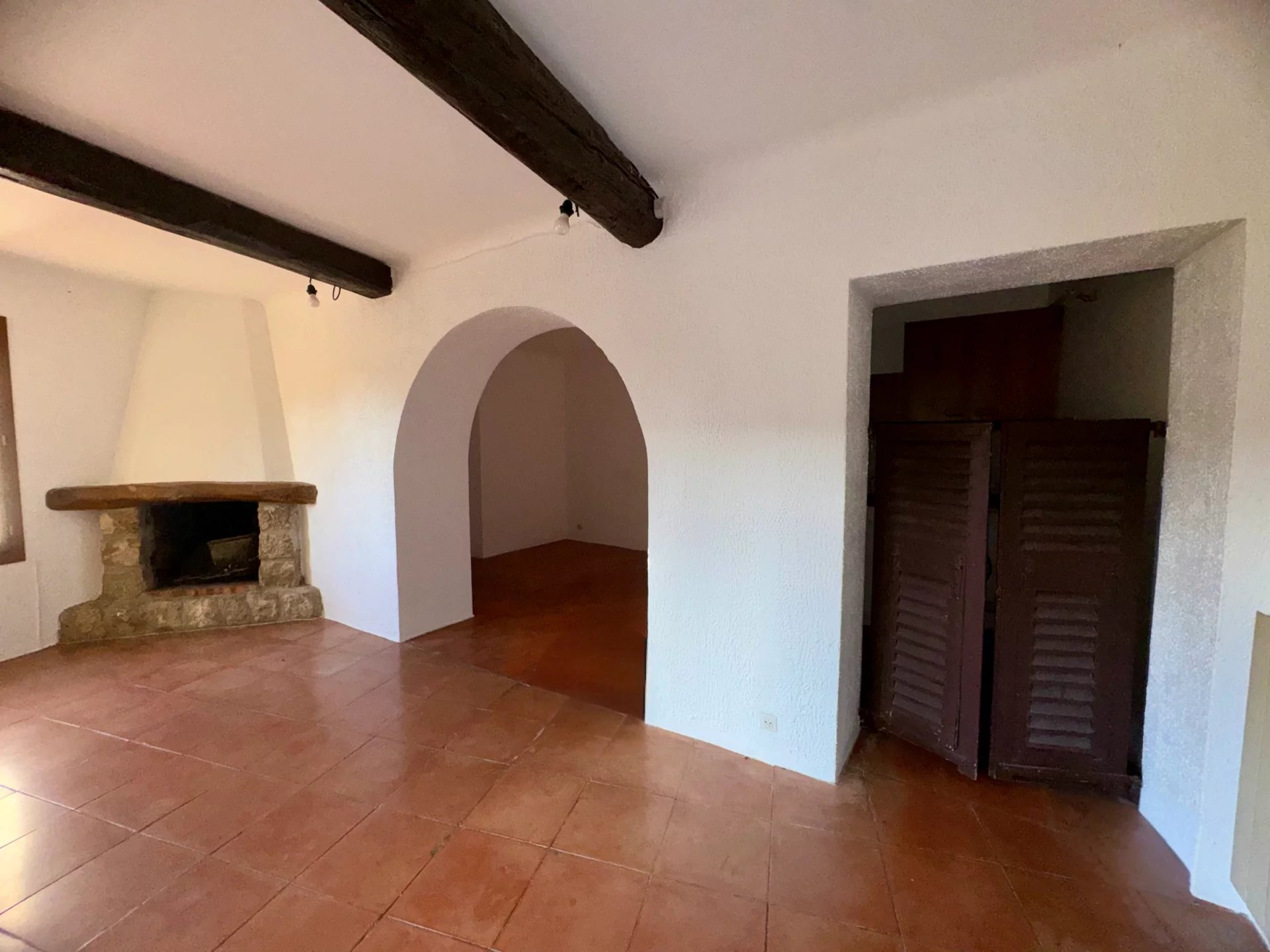 MAISON DE VILLAGE EN PIERRE - PEILLON