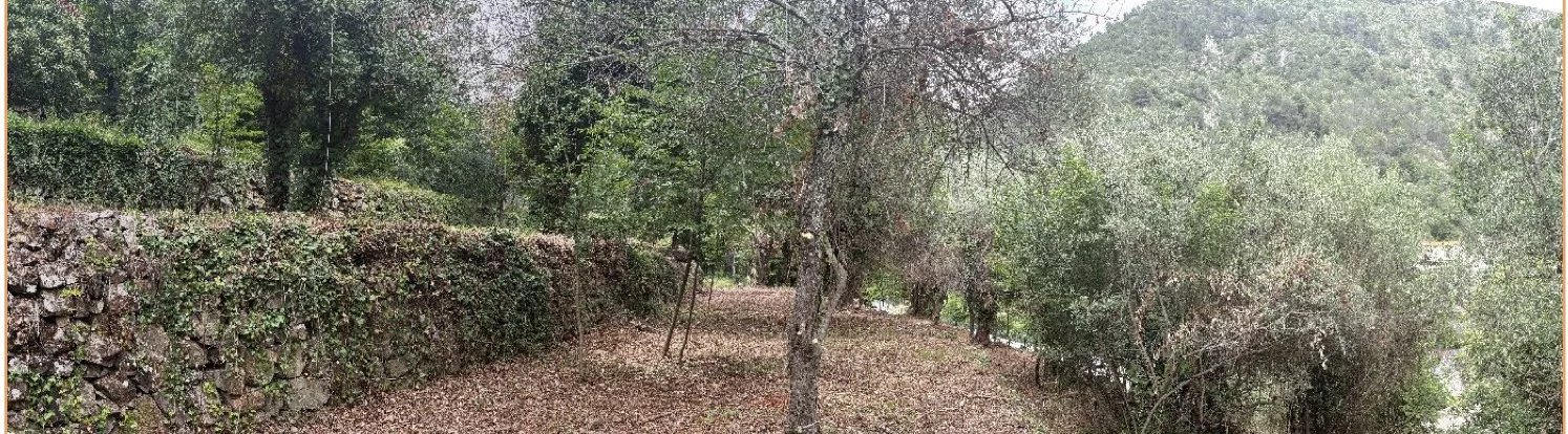 DURANUS - TERRAIN 1902 m2 CONSTRUCTIBLE