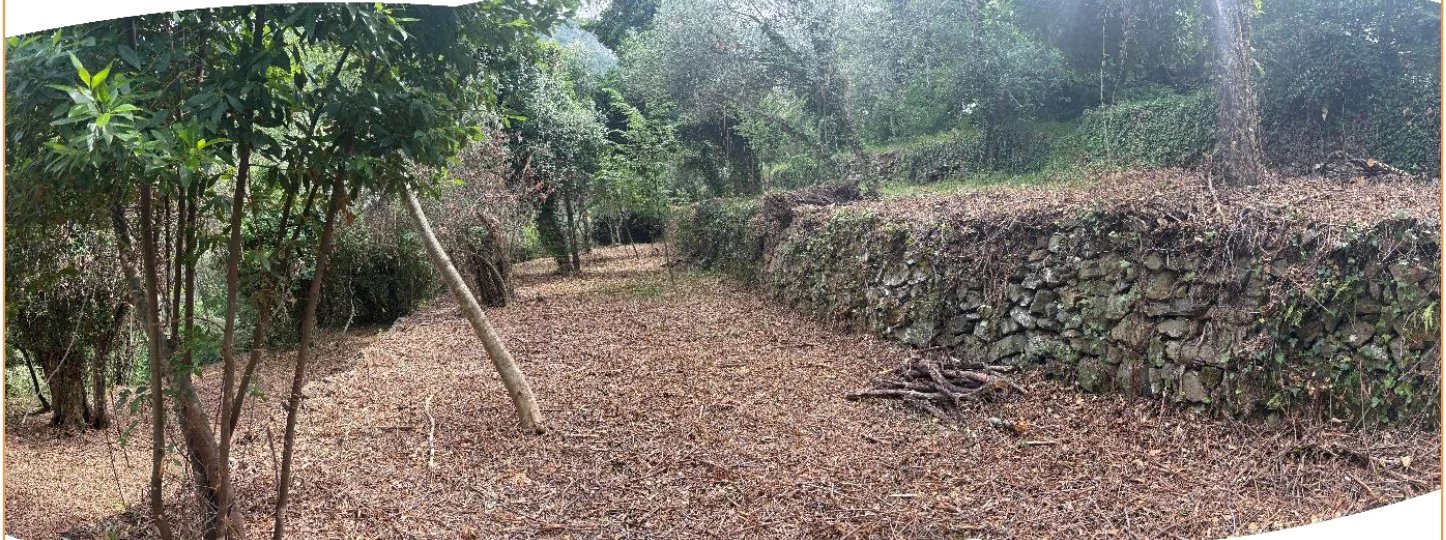 DURANUS - TERRAIN 1902 m2 CONSTRUCTIBLE