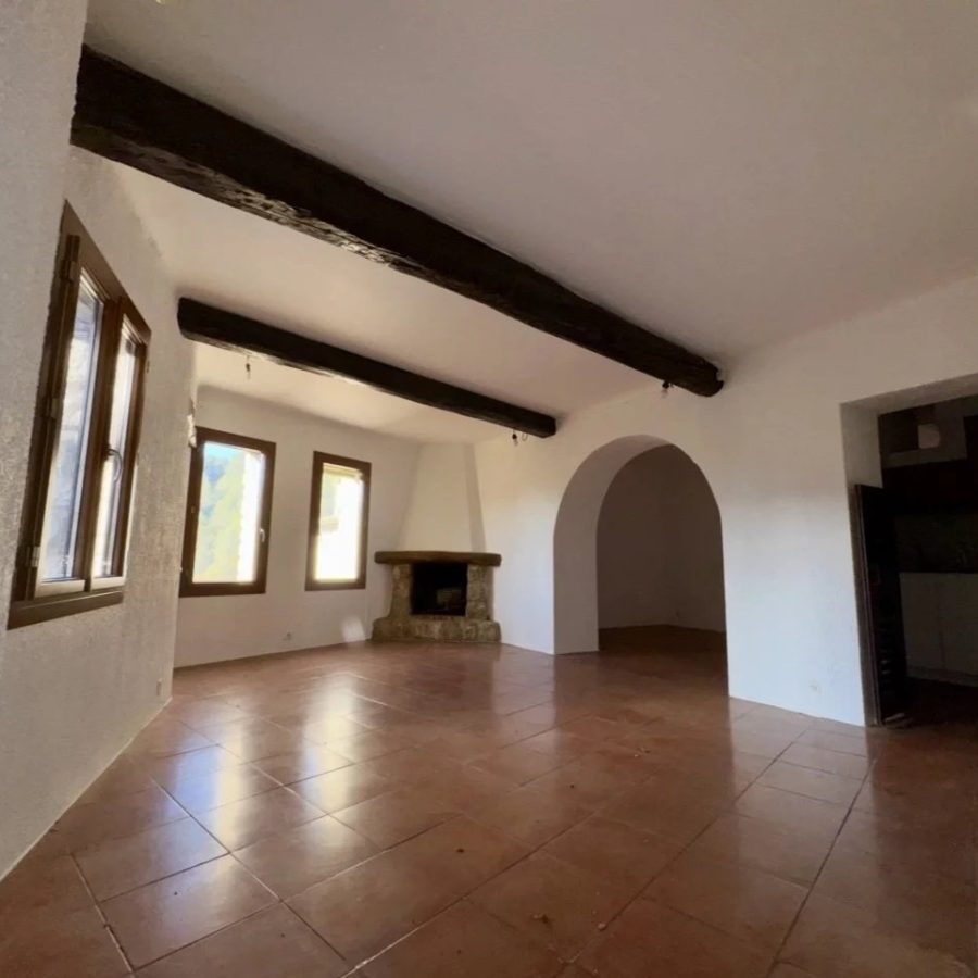 MAISON DE VILLAGE EN PIERRE - PEILLON