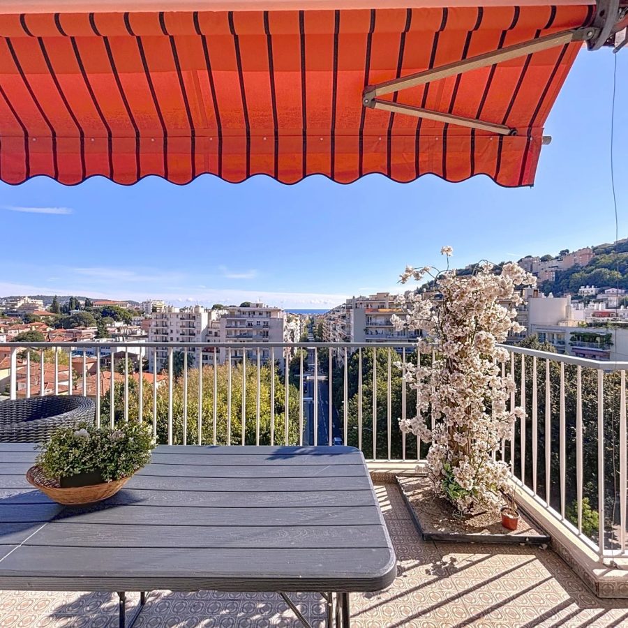Superbe 3 pièces de 73 m², avant-dernier étage, lumineux et avec terrasse