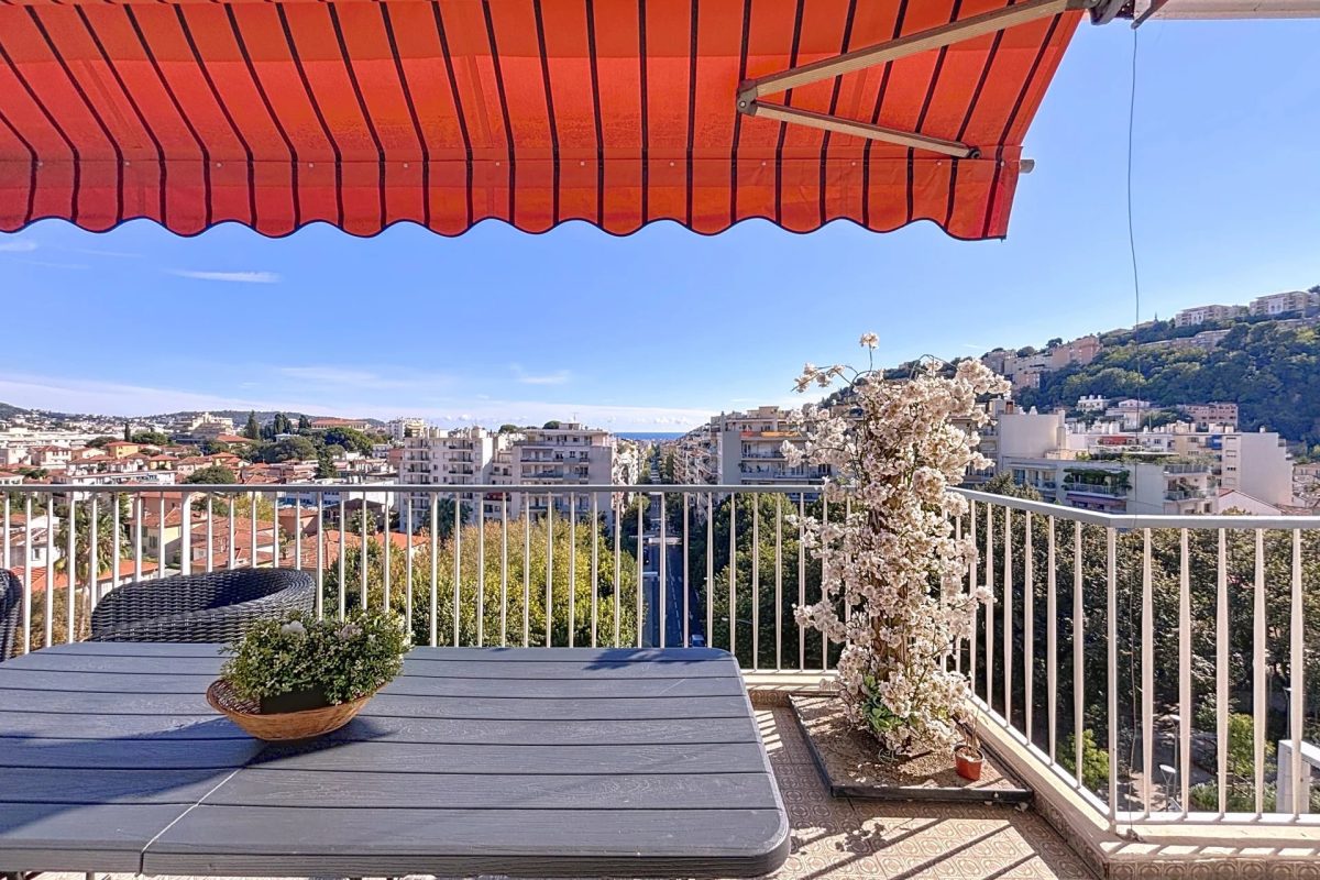Superbe 3 pièces de 73 m², avant-dernier étage, lumineux et avec terrasse