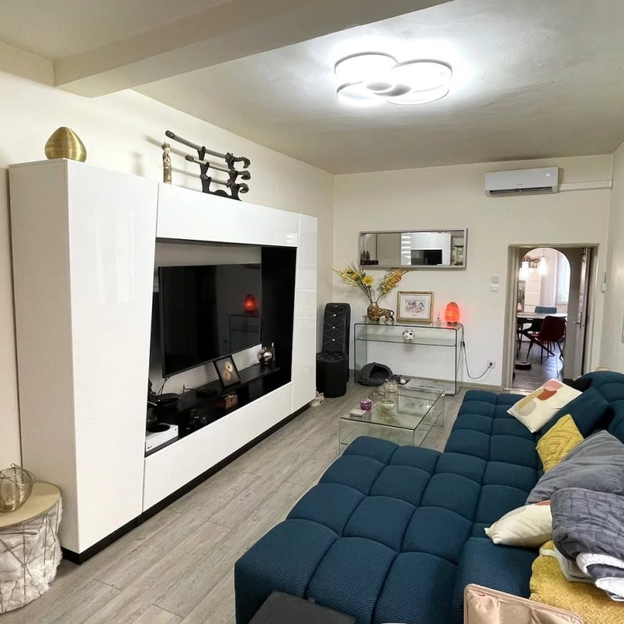 Vente - Maison de village avec extérieur- Vallauris