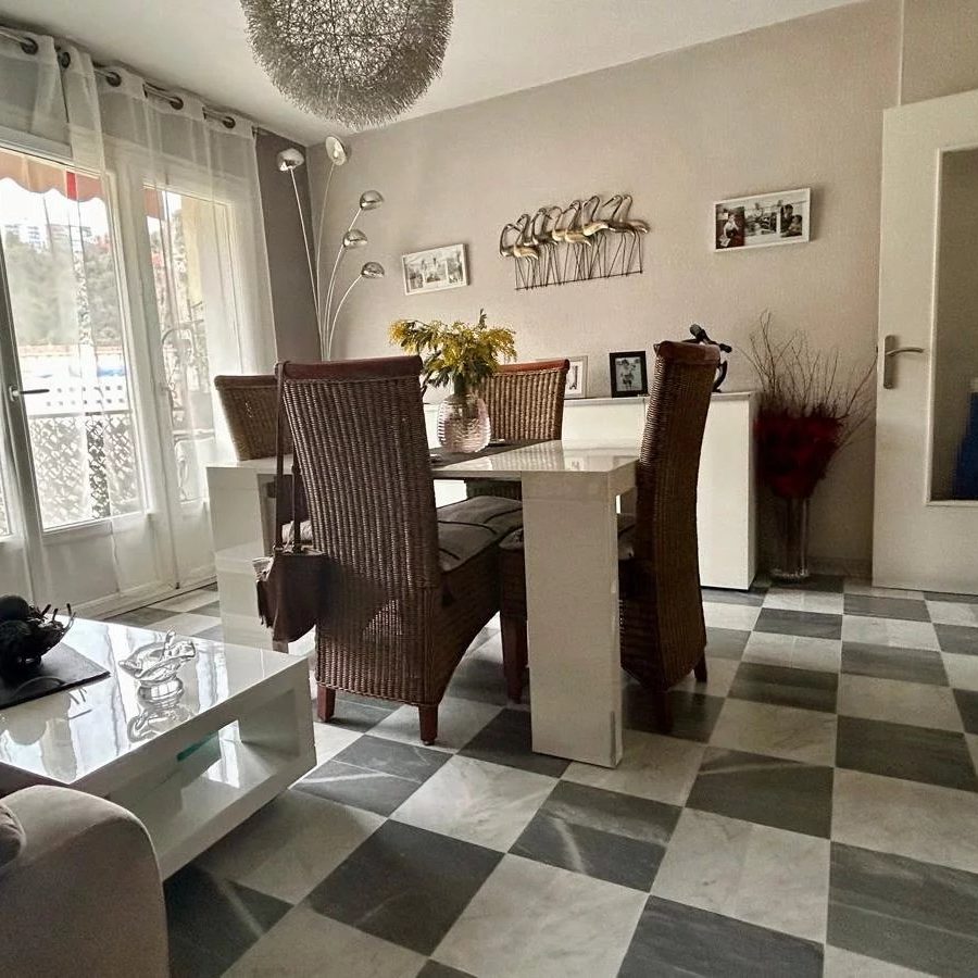 Bel appartement traversant