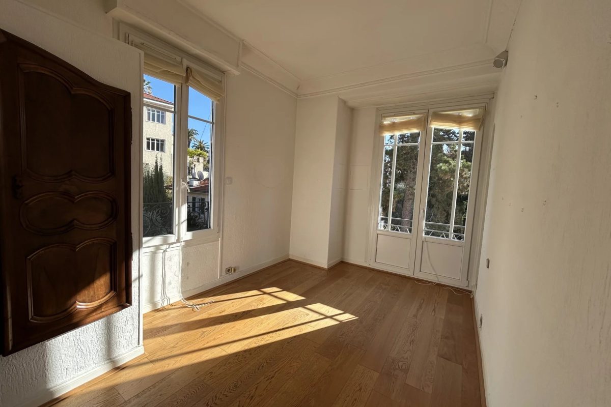 Appartement 2 pièces Cimiez Parc Liserb