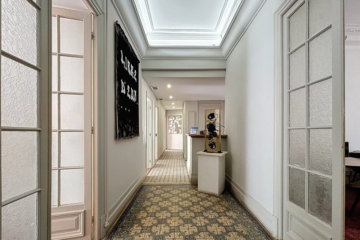 Élégant appartement bourgeois de 5 pièces – Quartier Wilson