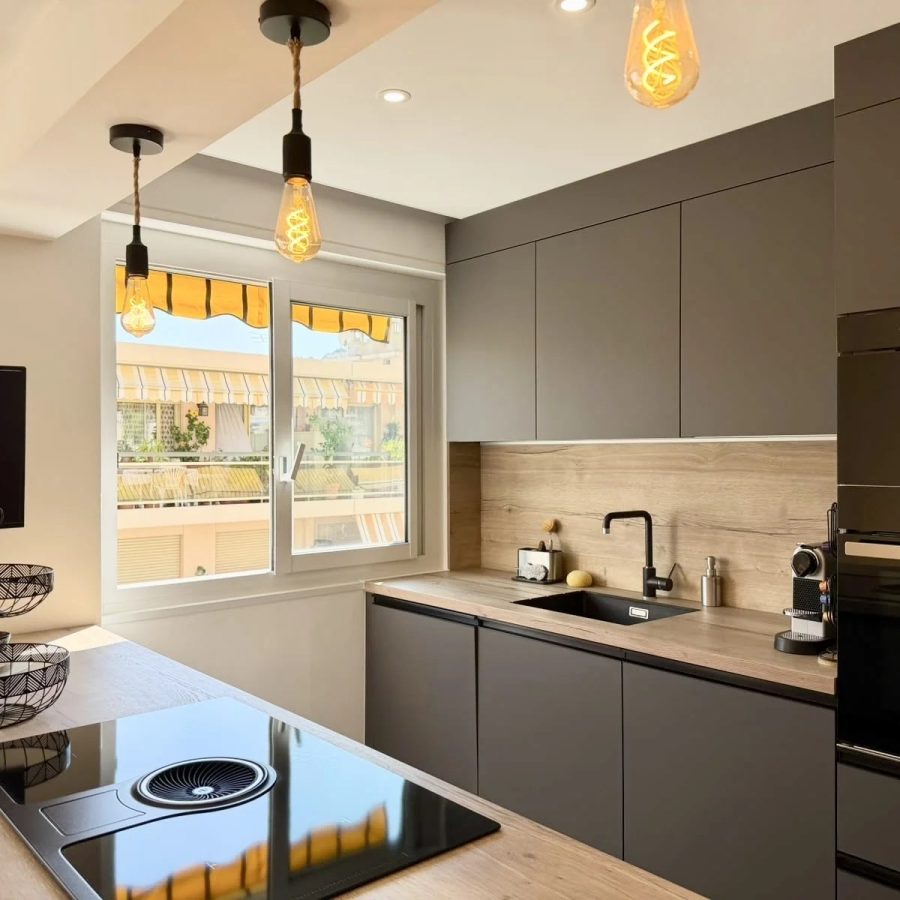 2 PIÈCES 42 m² AVEC BALCON PLEIN SUD ÉTAGE ÉLEVÉ NICE NORD AV DE LA VALLIÈRE