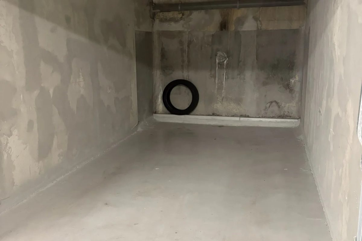 GARAGE - VILLA BLANCHE BD CARABACEL