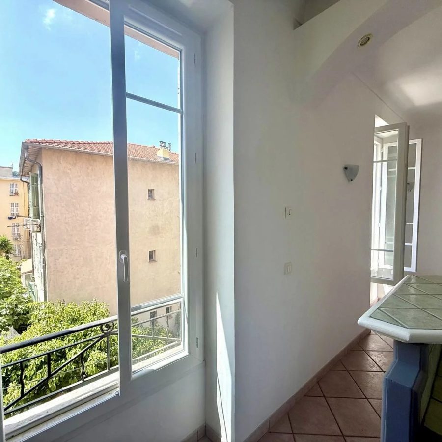NICE PASTEUR – 2/3 PIÈCES – 47,25 m² – LUMINEUX – CAVE