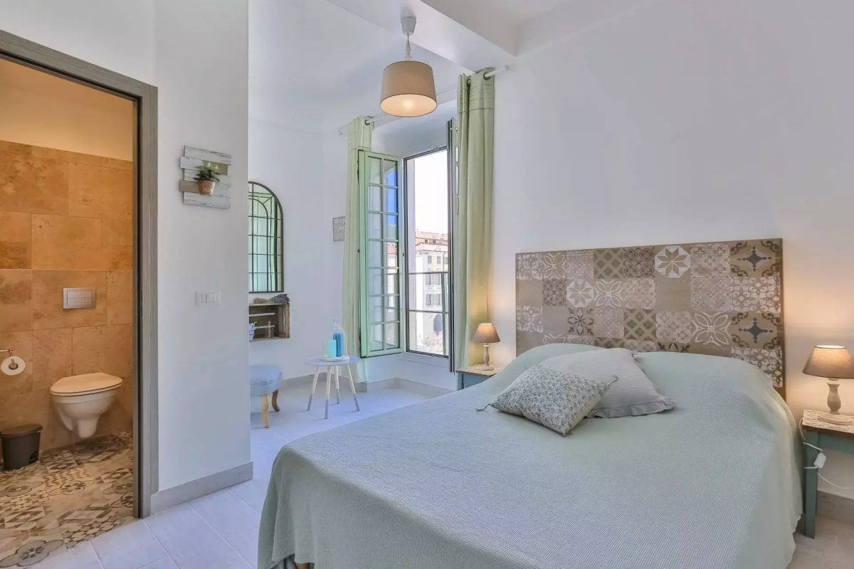 Superbe appartement 5 pièces - Place Garibaldi