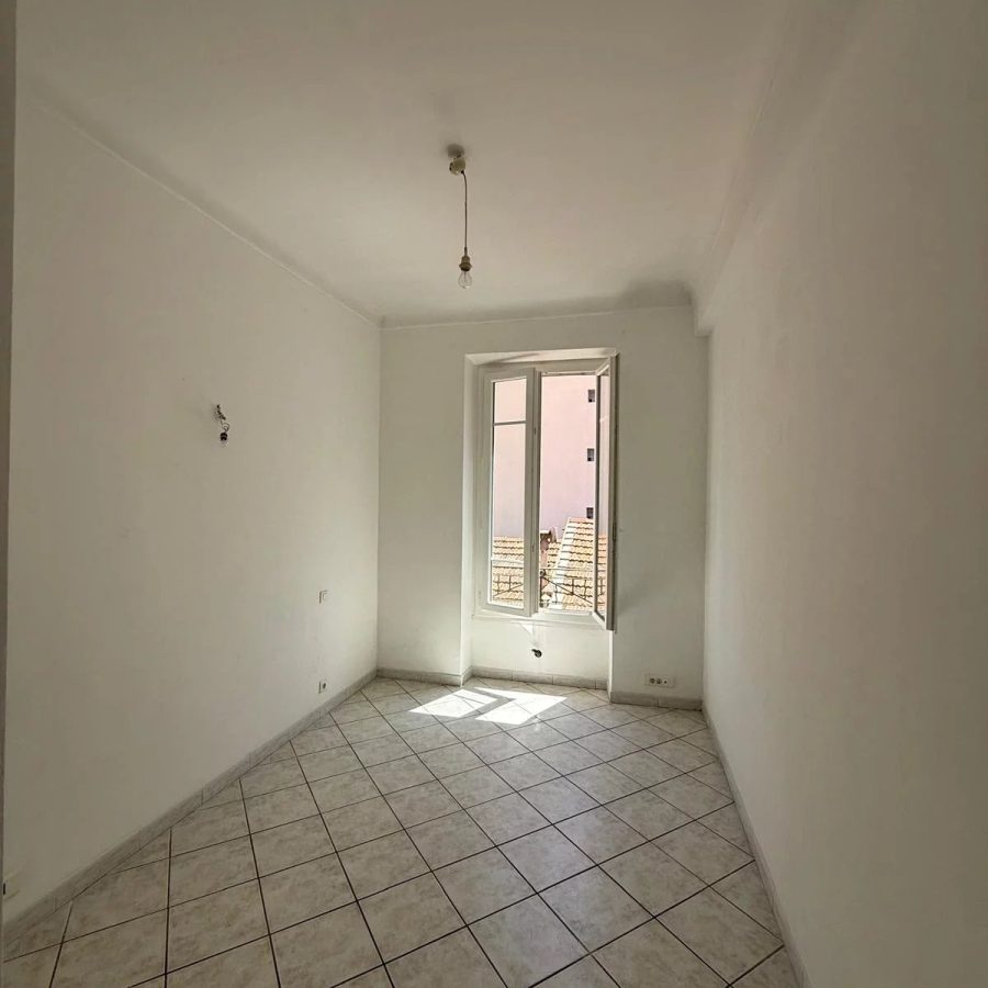NICE PASTEUR – 3 PIÈCES – 47,25 m² – LUMINEUX – CAVE