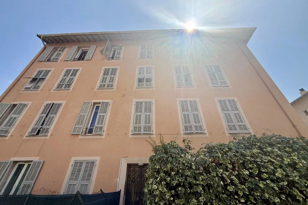 NICE PASTEUR – 2/3 PIÈCES – 47,25 m² – LUMINEUX – CAVE