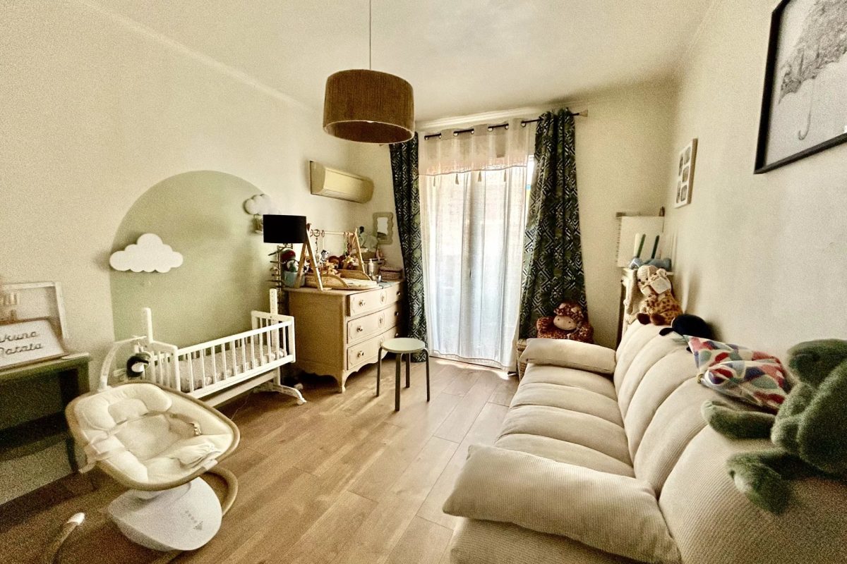 Appartement 4 pièces hyper centre Golfe Juan