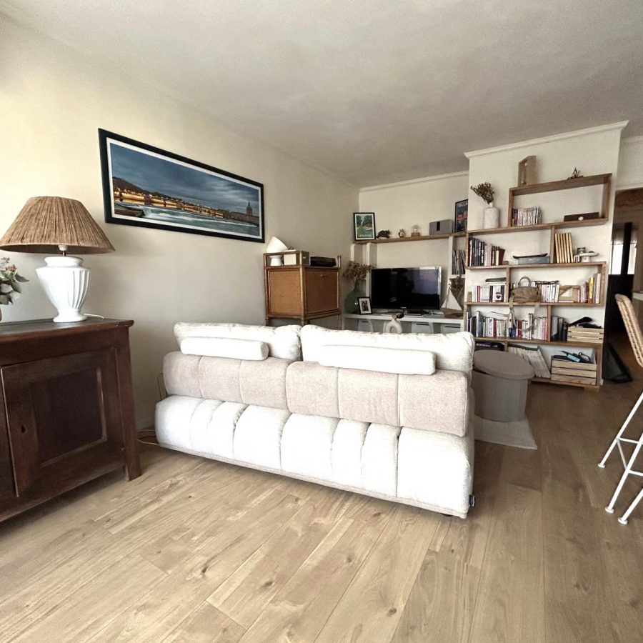 Appartement 4 pièces hyper centre Golfe Juan