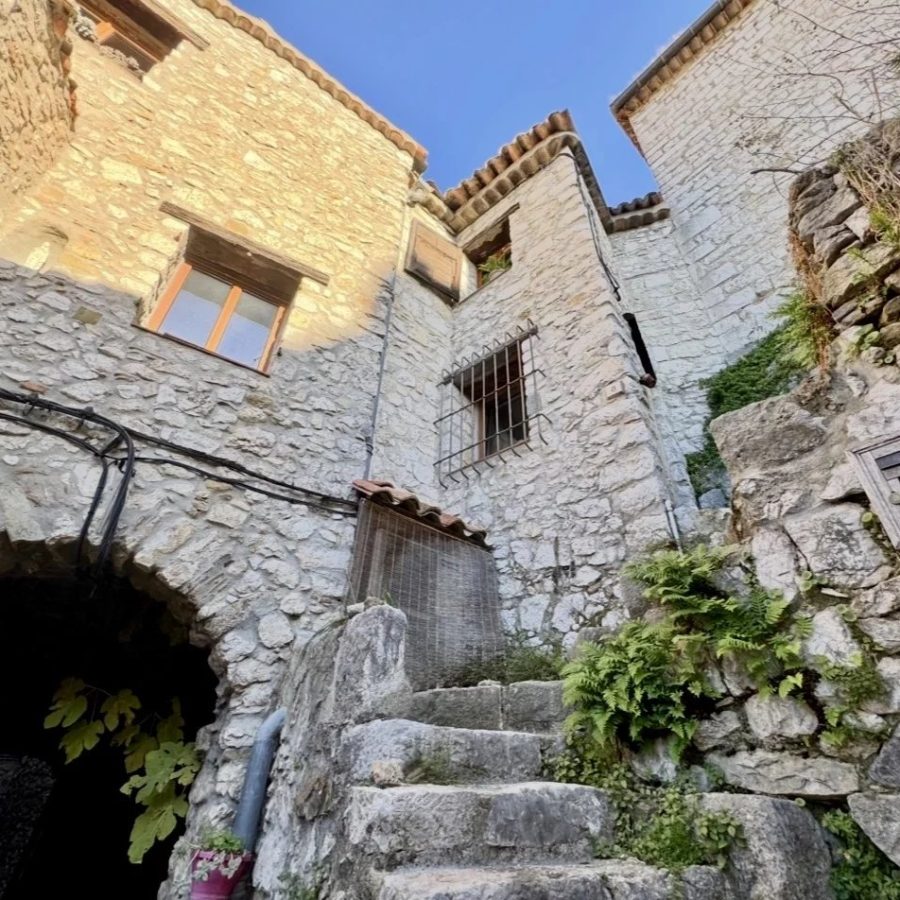 MAISON DE VILLAGE EN PIERRE - PEILLON