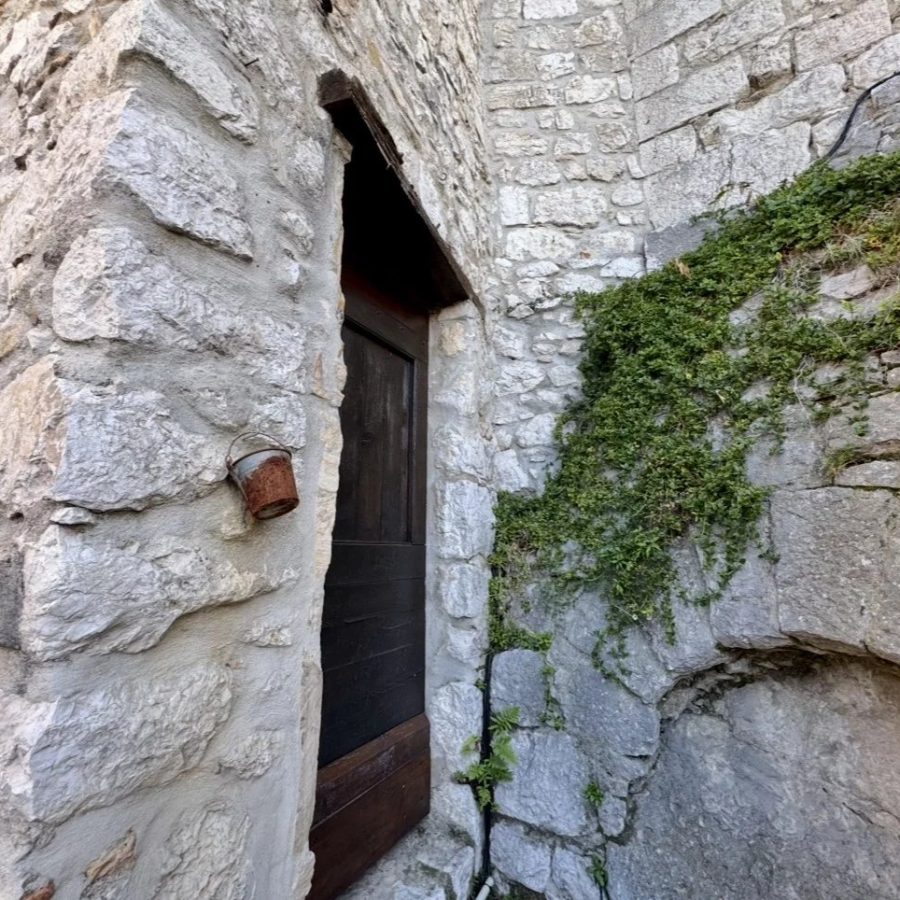 MAISON DE VILLAGE EN PIERRE - PEILLON