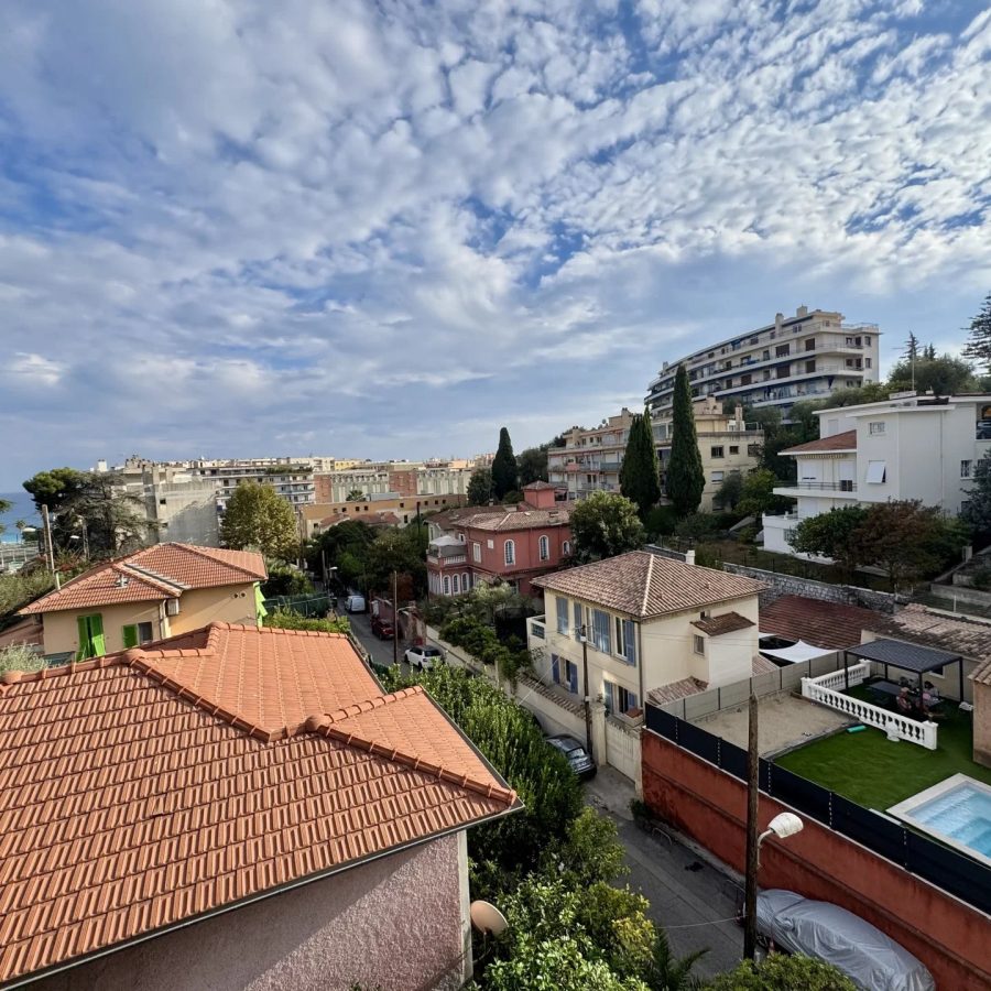 3 PIÈCES DE 49 m² – NICE AV DES BOSQUETS