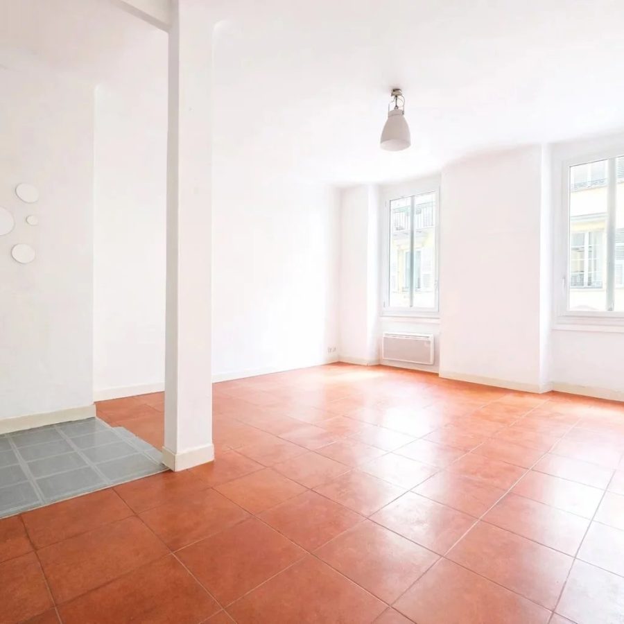 NICE LE PORT / PLACE DU PIN – 2/3 PIÈCES 60 M² – À RÉNOVER – À 50M PLACE GARIBALDI
