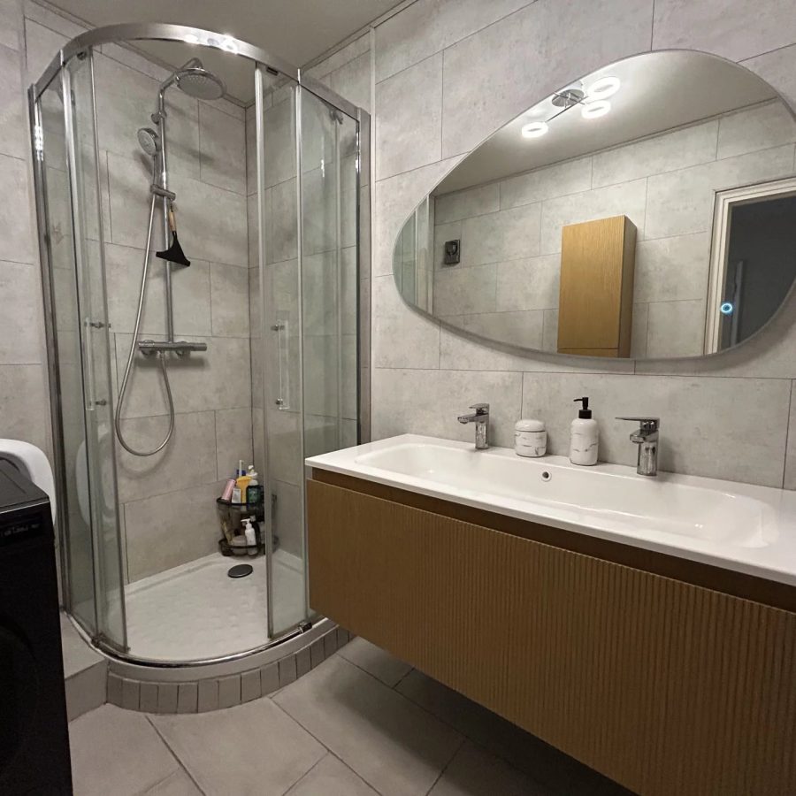 Appartement 4 pièces hyper centre Golfe Juan
