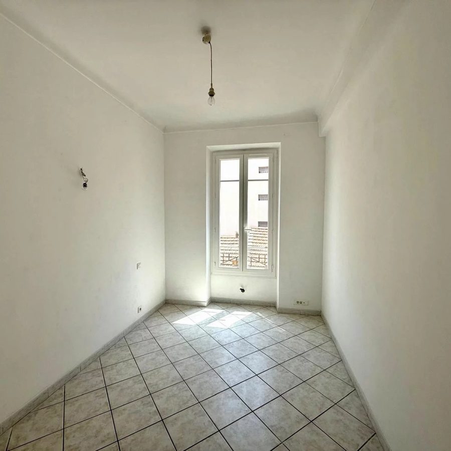 NICE PASTEUR – 2/3 PIÈCES – 47,25 m² – LUMINEUX – CAVE