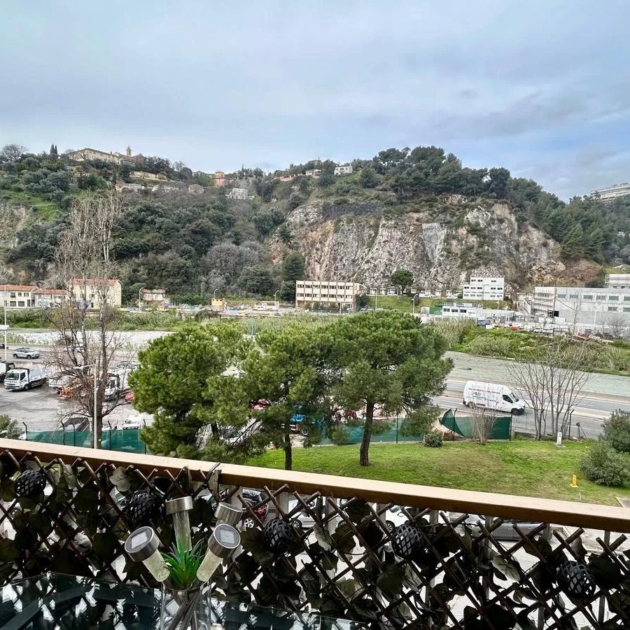 Bel appartement traversant