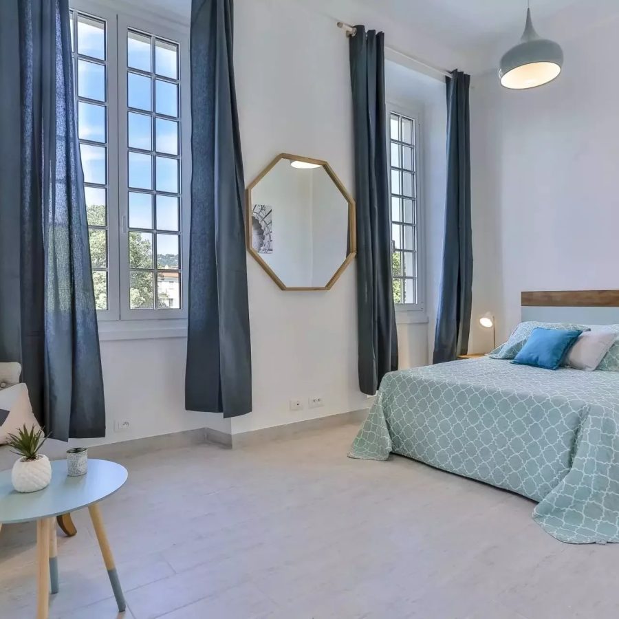 Superbe appartement 5 pièces - Place Garibaldi