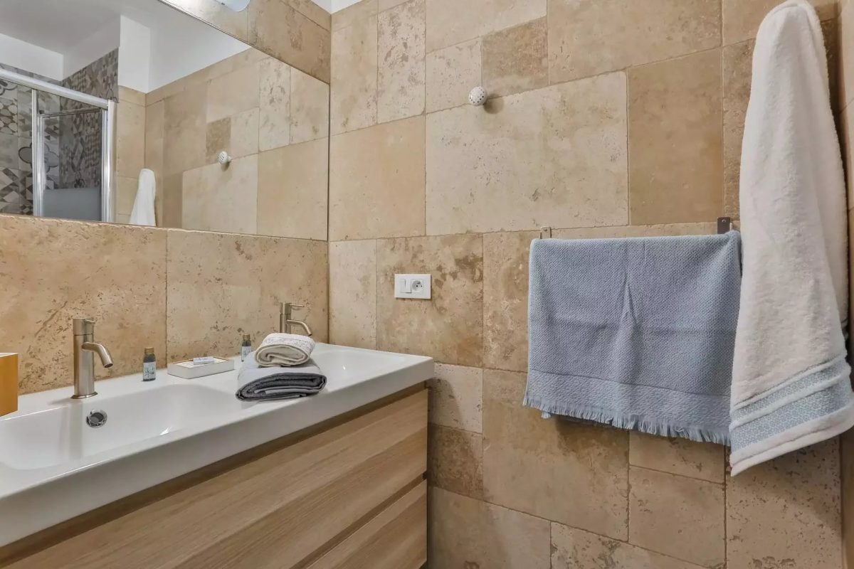 Superbe appartement 5 pièces - Place Garibaldi