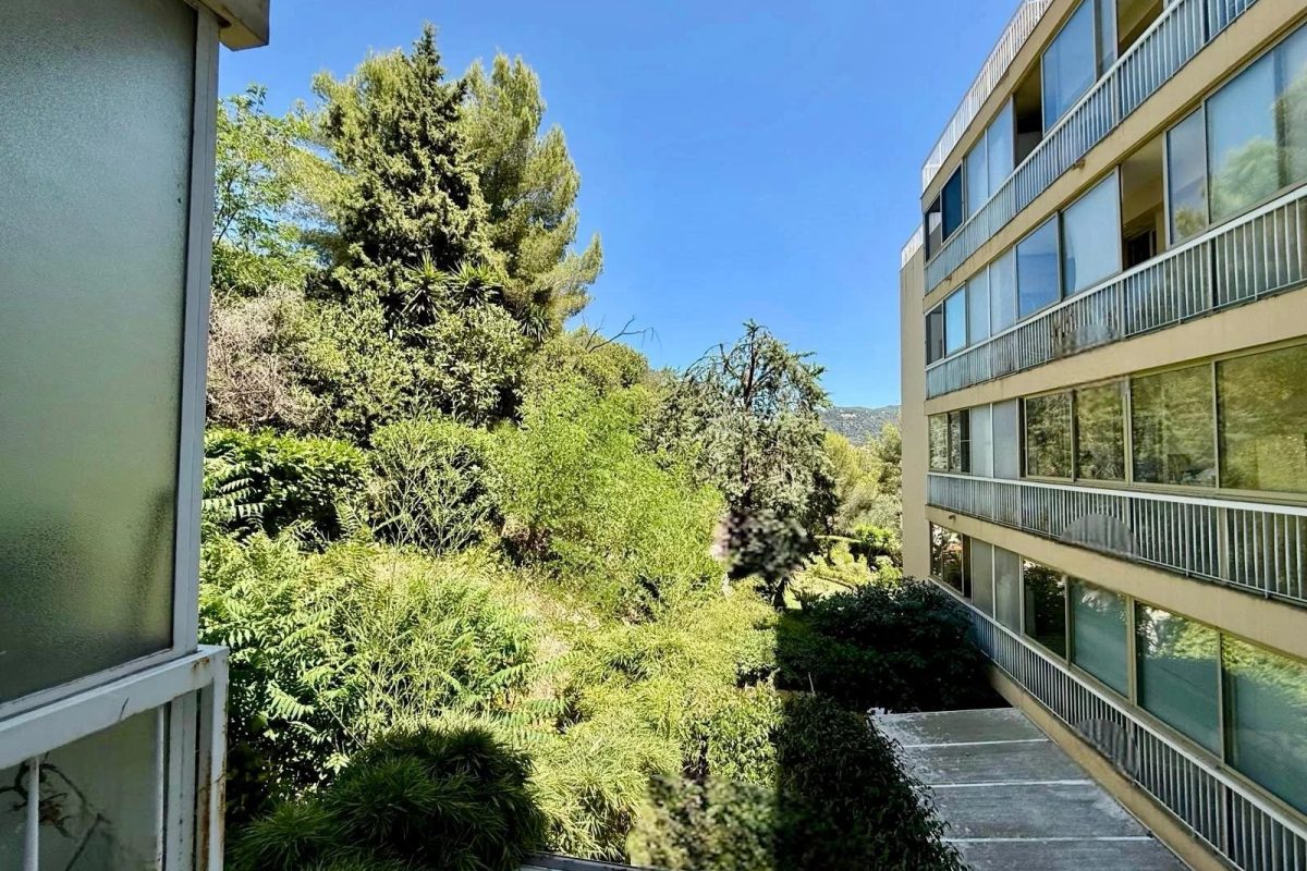Belle oportunité appartement traversant 2 pieces
