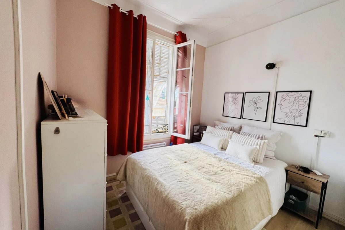3 PIÈCES DE 49 m² – NICE AV DES BOSQUETS