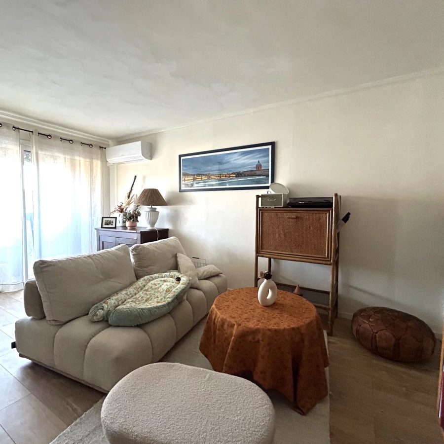 Appartement 4 pièces hyper centre Golfe Juan