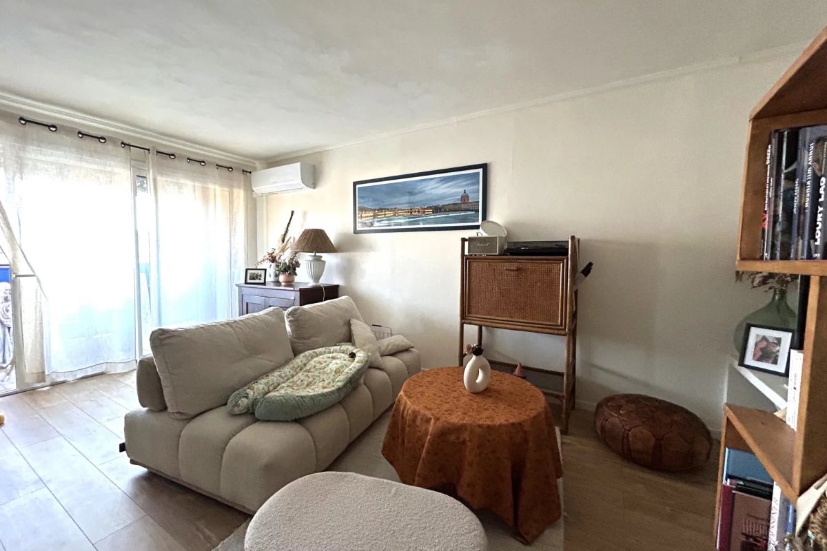 Appartement 4 pièces hyper centre Golfe Juan