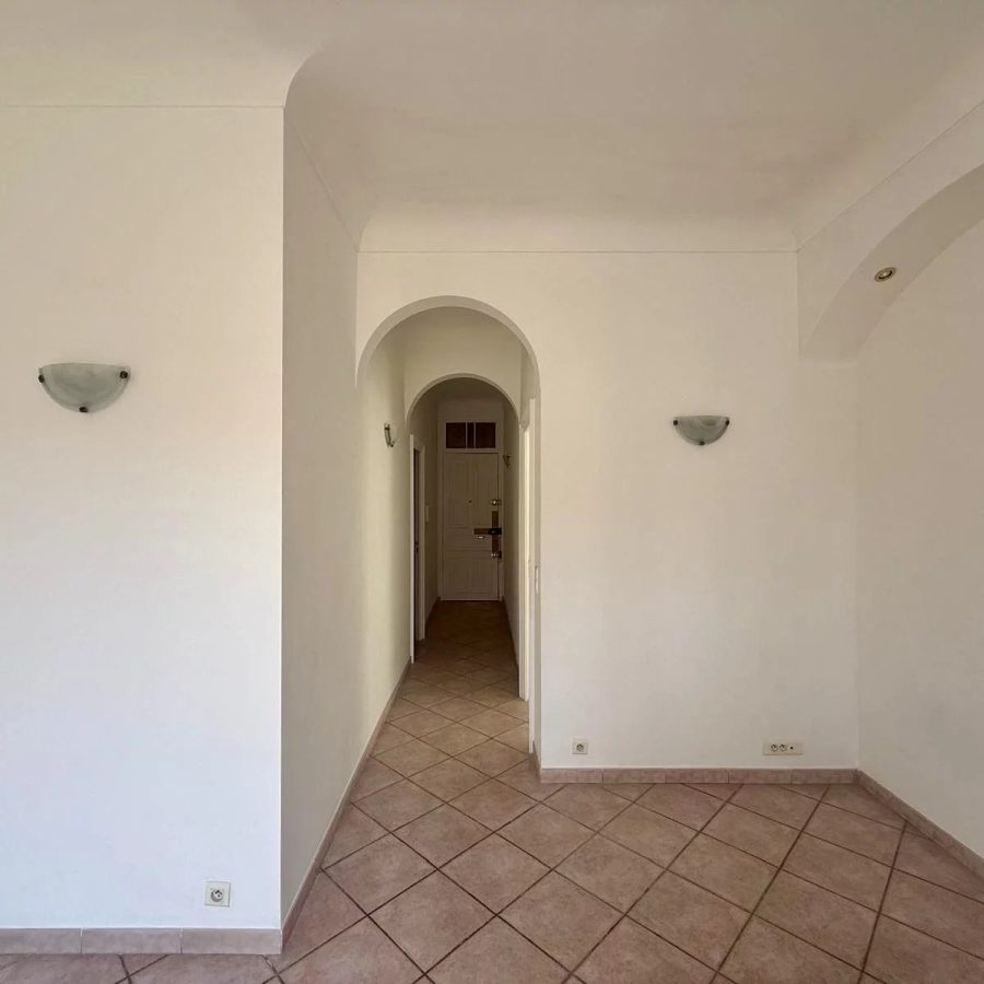 NICE PASTEUR – 2/3 PIÈCES – 47,25 m² – LUMINEUX – CAVE