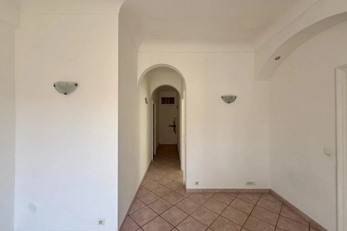 NICE PASTEUR – 2/3 PIÈCES – 47,25 m² – LUMINEUX – CAVE