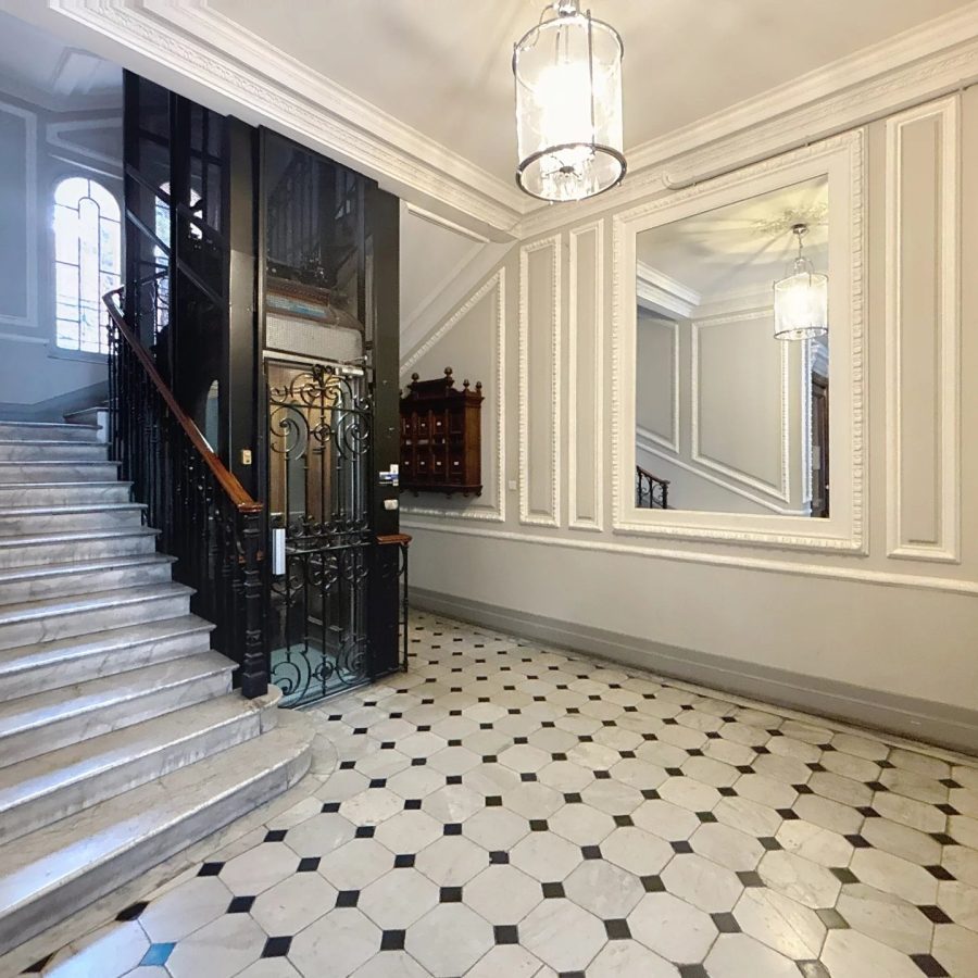 Élégant appartement bourgeois de 5 pièces – Quartier Wilson