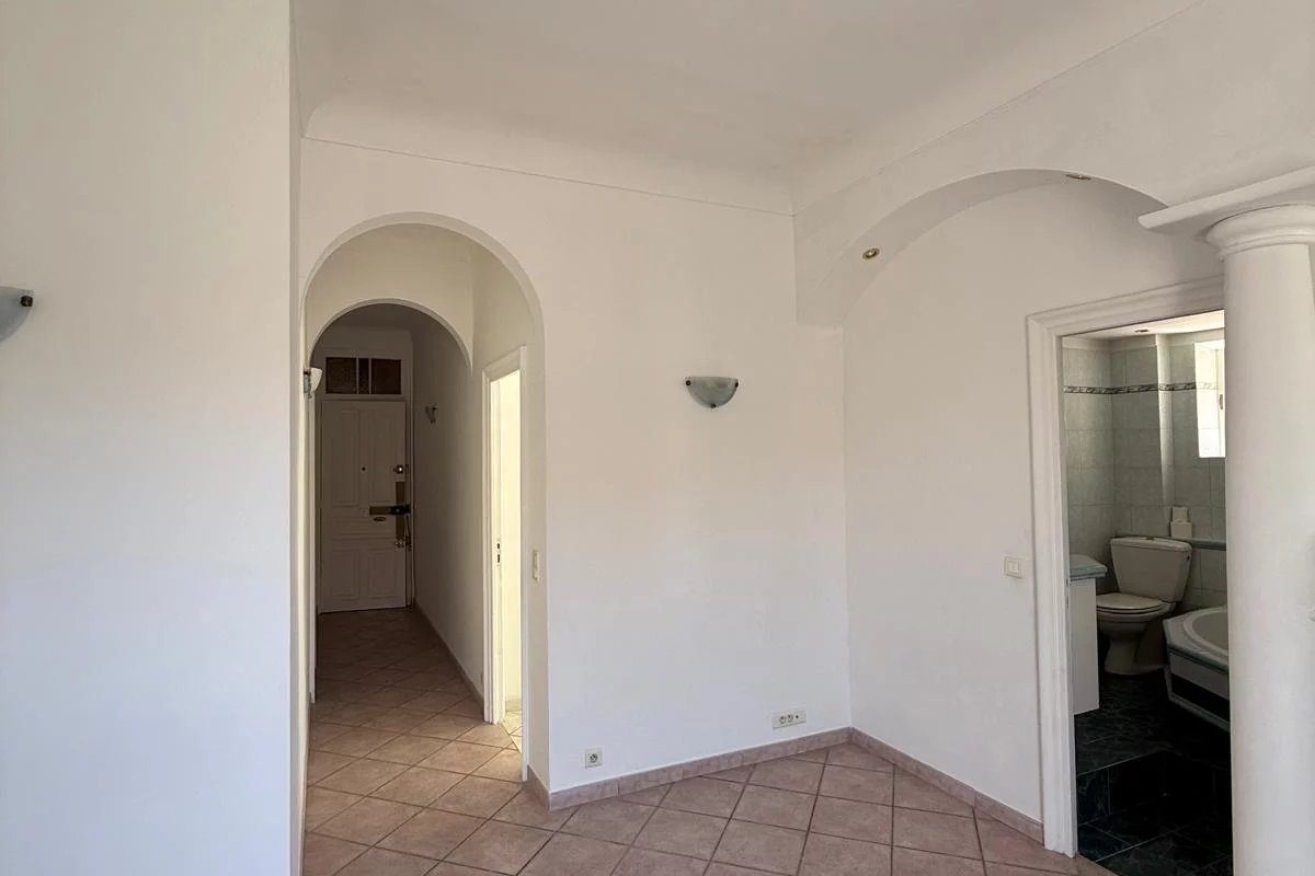 NICE PASTEUR – 3 PIÈCES – 47,25 m² – LUMINEUX – CAVE