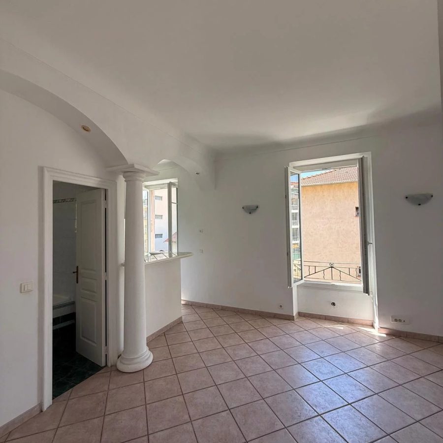 NICE PASTEUR – 3 PIÈCES – 47,25 m² – LUMINEUX – CAVE
