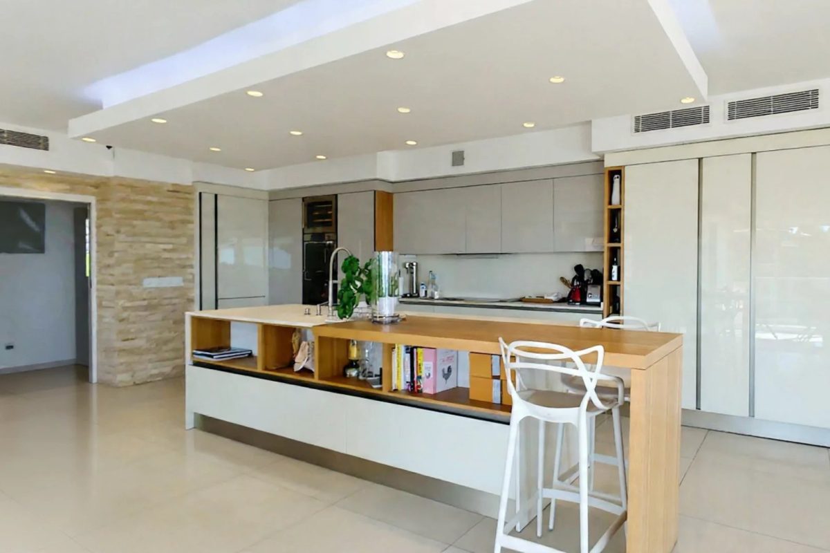 NICE – PENTHOUSE 3 PIÈCES AVEC PISCINE PRIVATIVE ET VUE PANORAMIQUE MER & VILLE