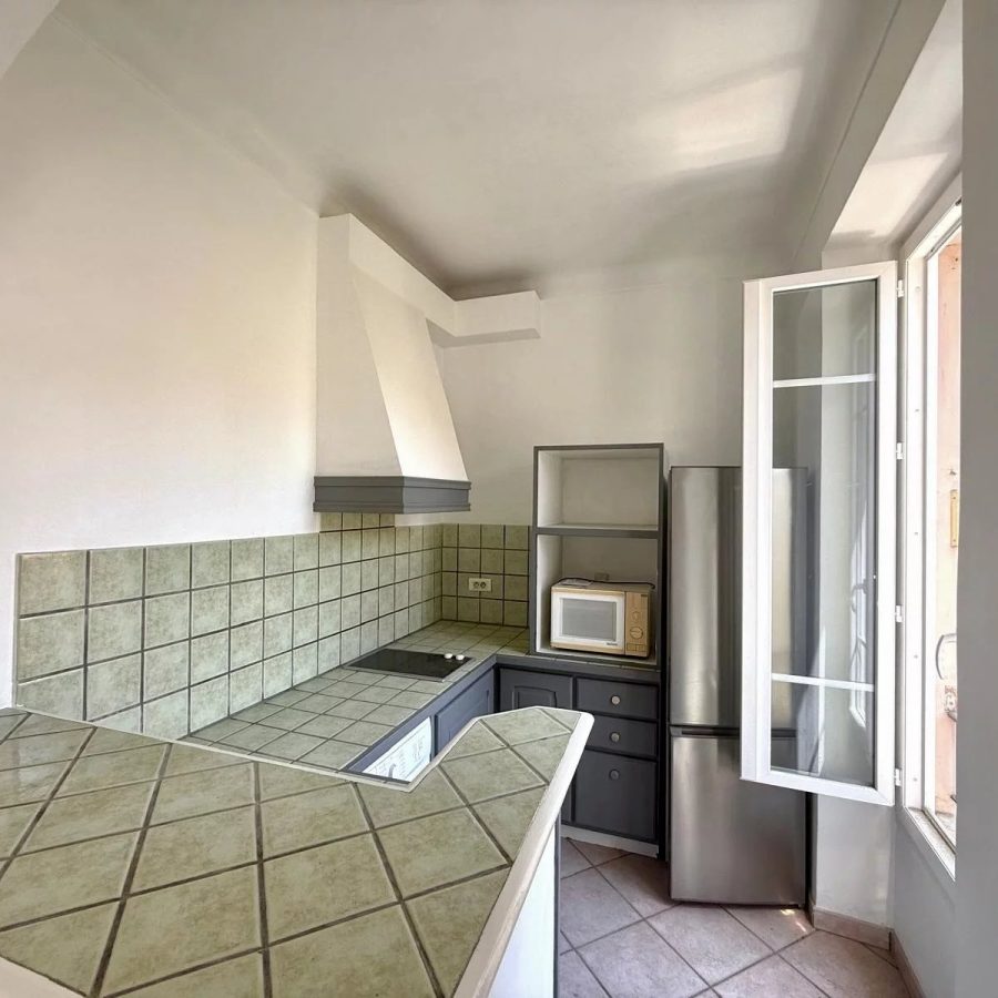 NICE PASTEUR – 2/3 PIÈCES – 47,25 m² – LUMINEUX – CAVE