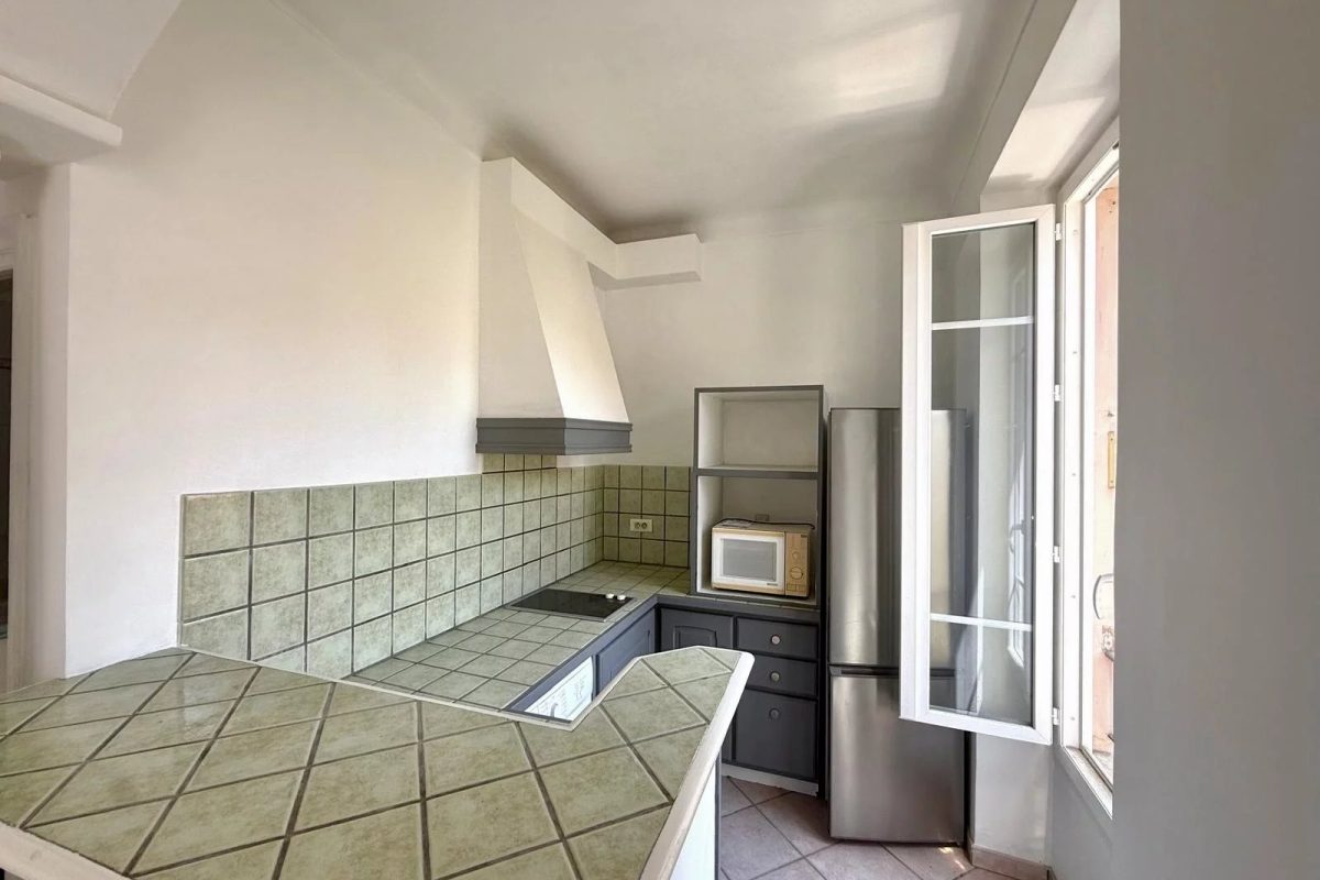 NICE PASTEUR – 2/3 PIÈCES – 47,25 m² – LUMINEUX – CAVE