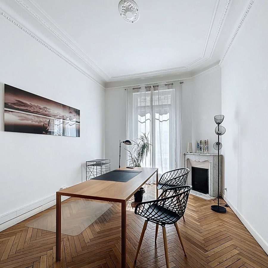 Élégant appartement bourgeois de 5 pièces – Quartier Wilson